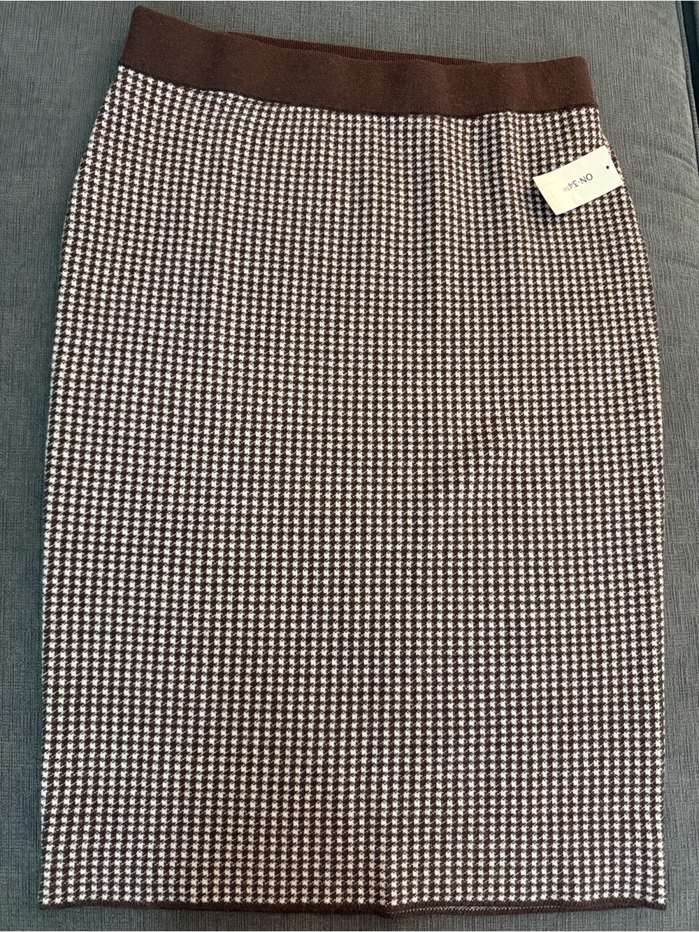 NWT Macy's On 34th Brown/White Houndstooth Knit Pencil Skirt